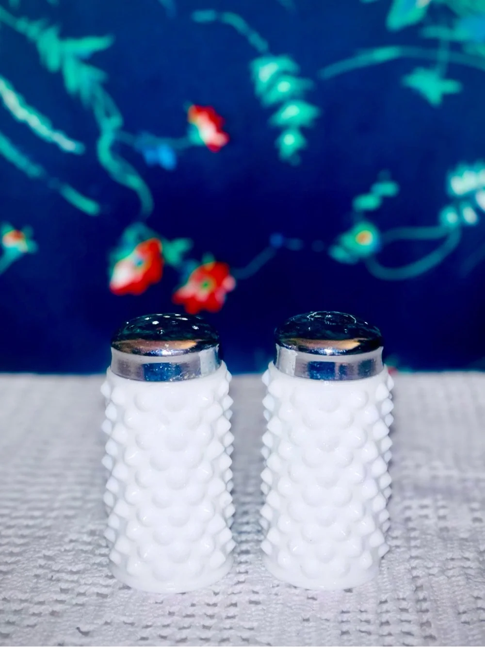 Vtg 1960s MCM Fenton Hobnail Milk Glass Salt and Pepper Shaker Set